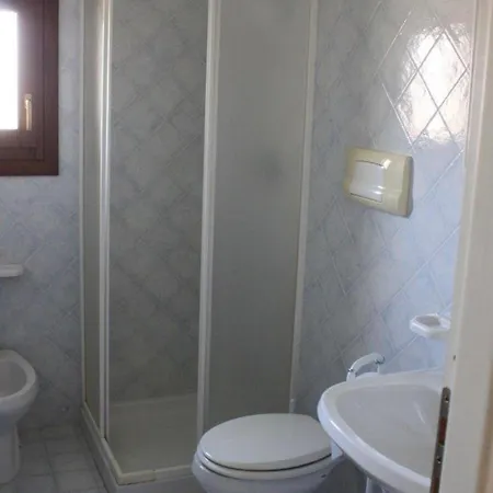 Casa Vacanze Kiwi Όλμπια